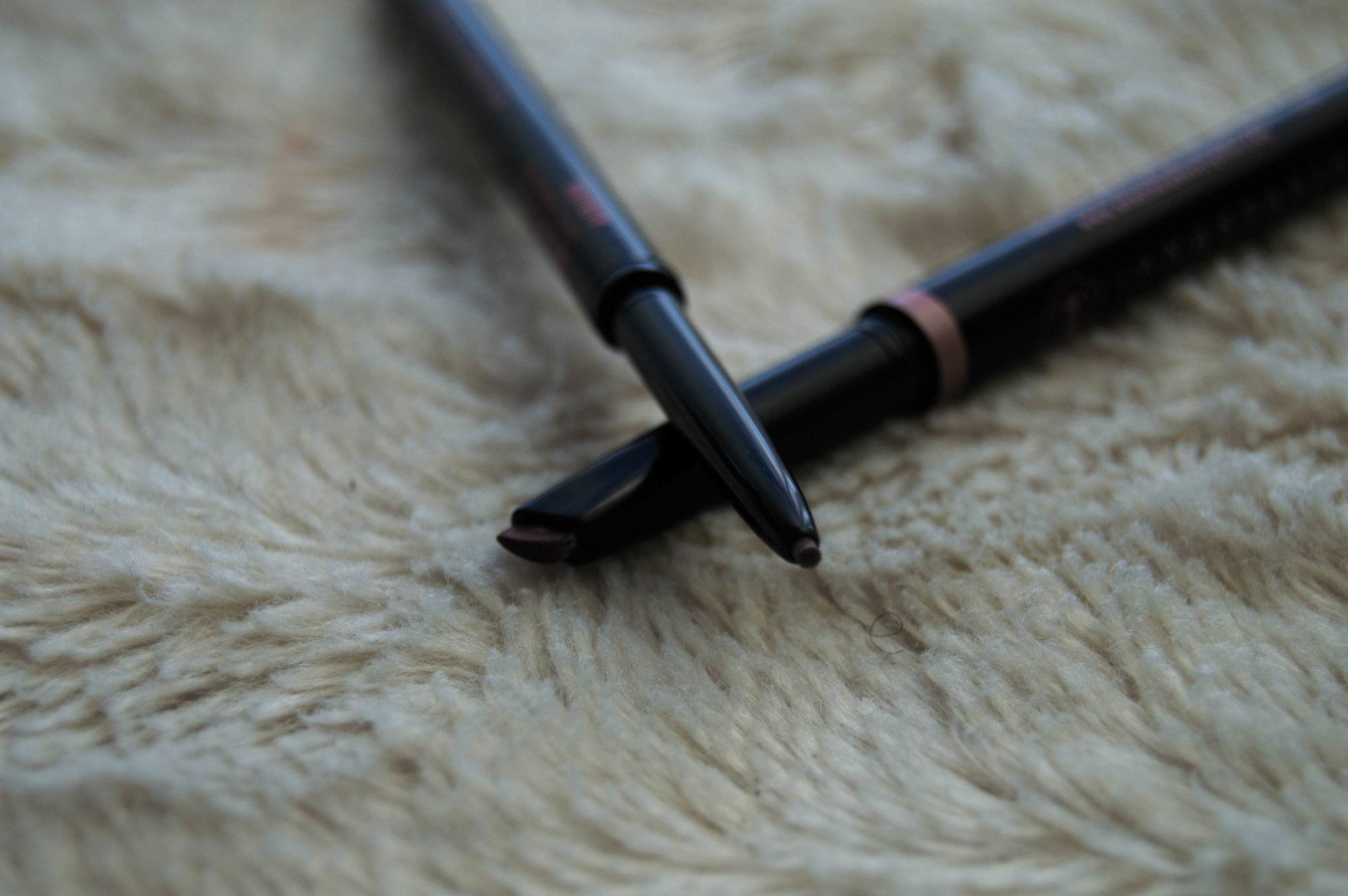 Anastasia Beverly Hills Brow Wiz Review | Finding The Perfect Brow Is Only a A Few Pencil Strokes Away