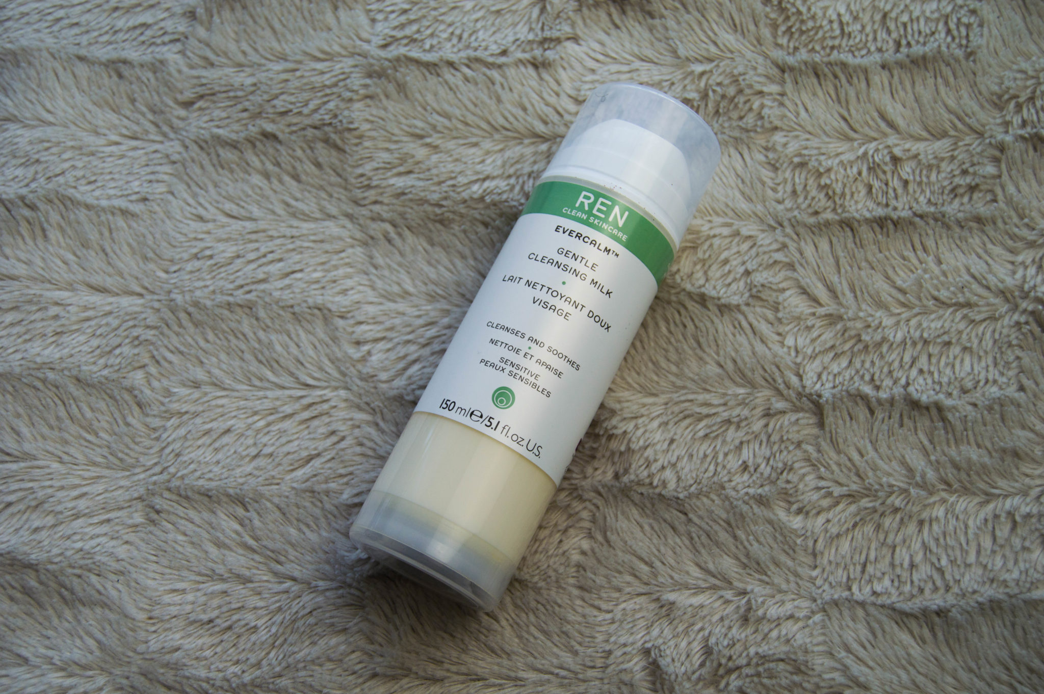 REN Evercalm Gentle Cleansing Milk Review | Finding Soothing Products for Sensitive Skin